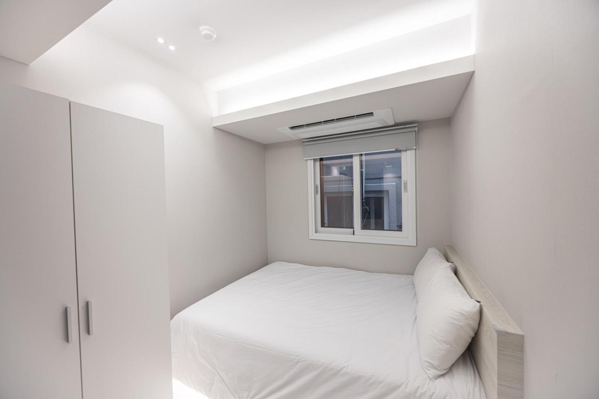 Guesthouse Dear Moon Μπουσάν Εξωτερικό φωτογραφία