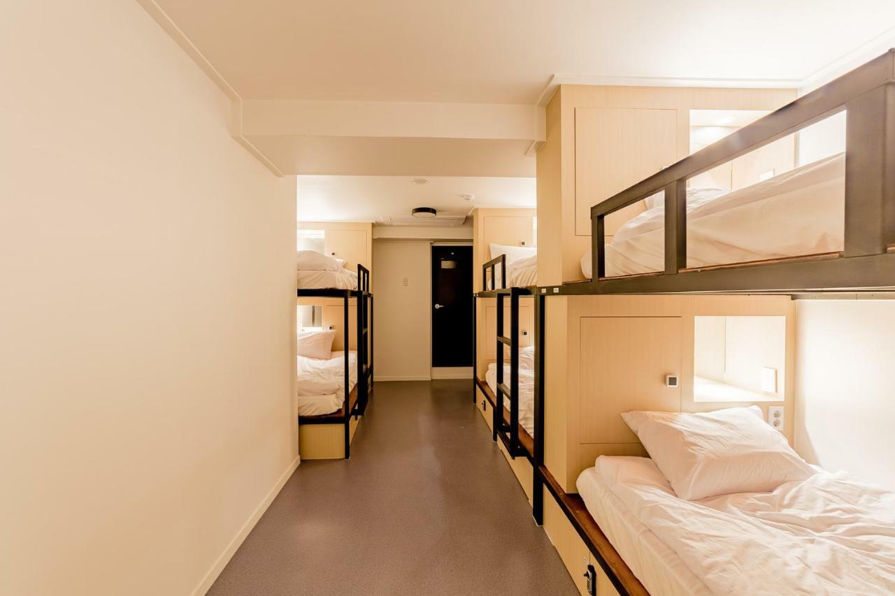 Guesthouse Dear Moon Μπουσάν Εξωτερικό φωτογραφία