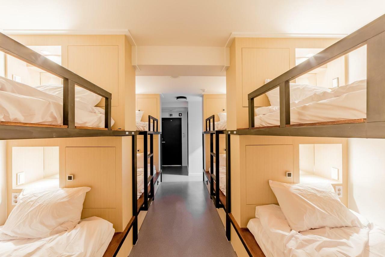 Guesthouse Dear Moon Μπουσάν Εξωτερικό φωτογραφία